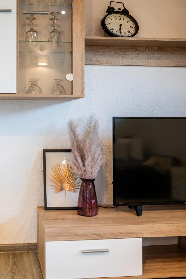 Apartment Sara Rakovica Exteriör bild